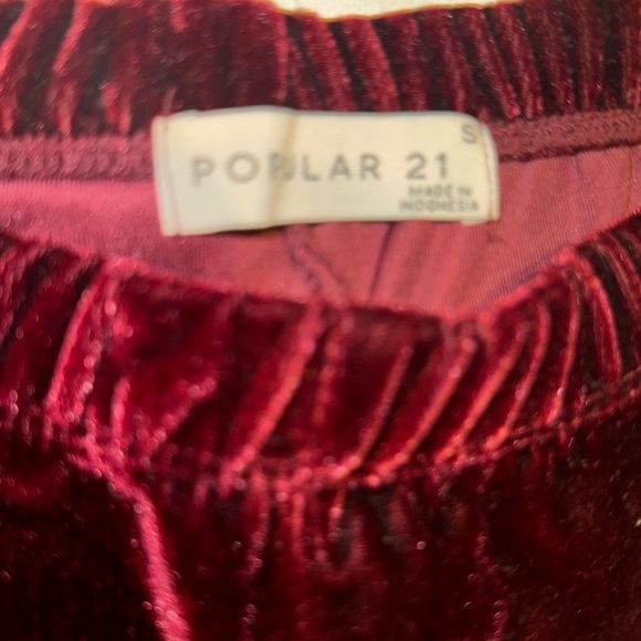 Velvet 2pc set - Picture 3 of 5